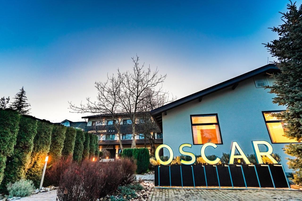 Pensiunea Oscar Hotel Campina Exterior photo